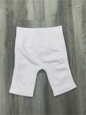 Source Unknown White Women's Bike Shorts